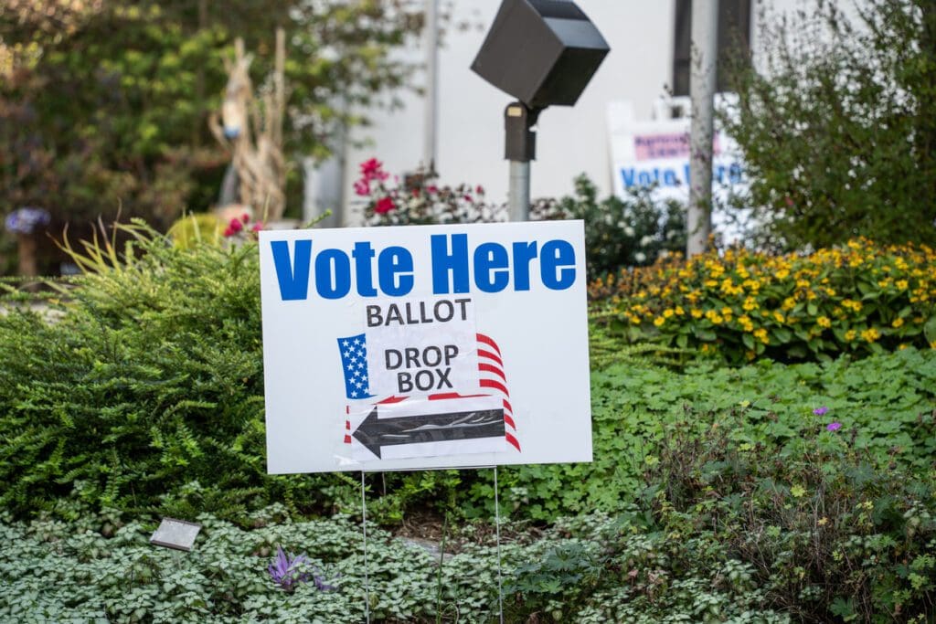 Vote here sign outside of a polling place in Pennsylvania