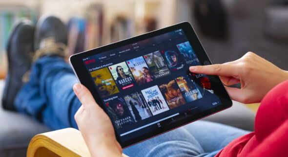 Netflix streaming with a tablet