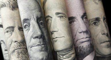 Portraits of U.S. presidents on dollar bills